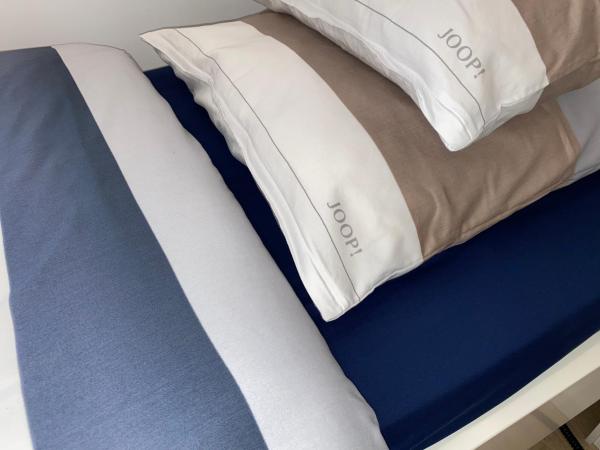 Home-Rose-Garden-Gästehaus kontaktloser Zugang : photo 9 de la chambre chambre double ou lits jumeaux avec salle de bains privative