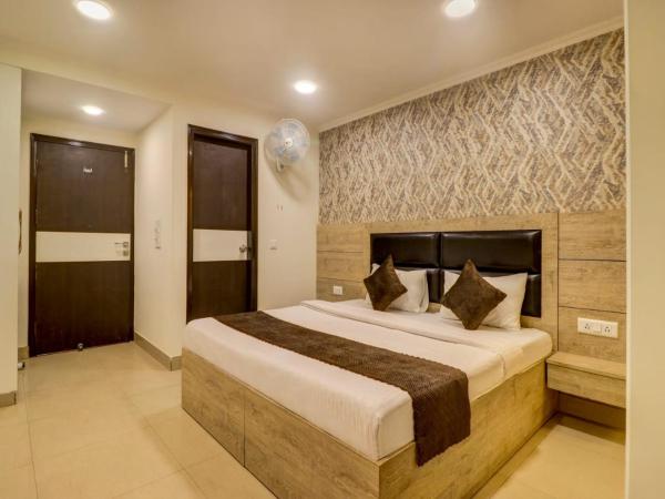 HOTEL DAKHA INTERNATIONAL - Karol Bagh, New Delhi : photo 1 de la chambre chambre deluxe double ou lits jumeaux