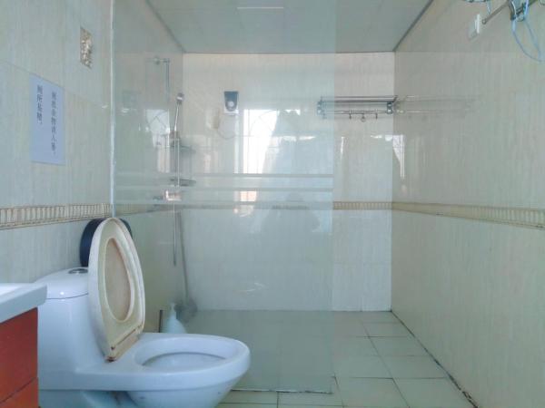 都市小憩青旅 : photo 1 de la chambre chambre double Économique