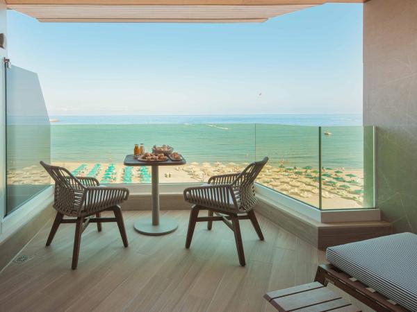 BIO BEACH Boutique Hotel - Adults Only : photo 7 de la chambre suite deluxe - vue sur mer