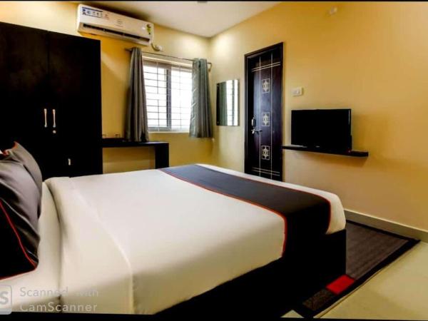 HOTEL SRIRAMA EMPIRE : photo 1 de la chambre chambre double deluxe avec baignoire
