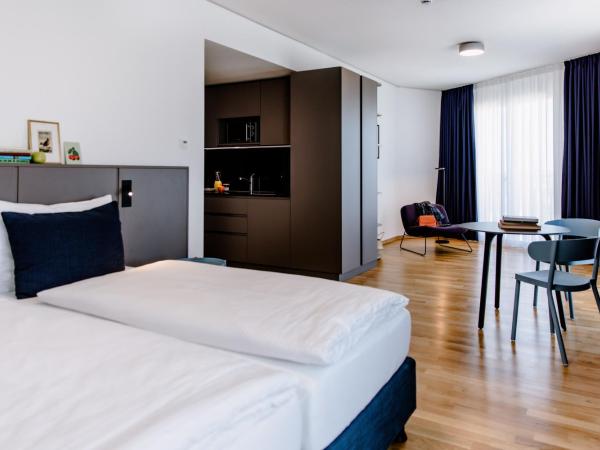 THE FLAG Meiller Gärten : photo 4 de la chambre studio familial