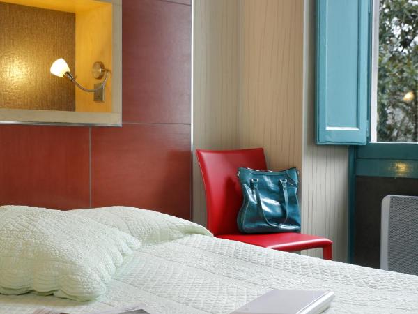Hotel De Gramont : photo 2 de la chambre chambre double confort