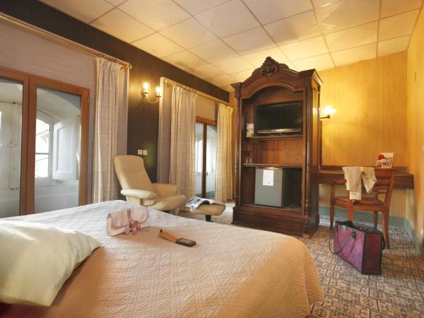 Hotel De Gramont : photo 3 de la chambre chambre double supérieure