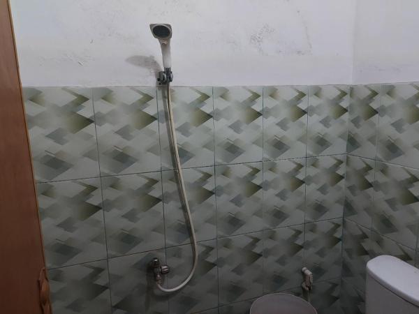 Kabin Kapsul Kayu Jati V Jakarta - Male Only : photo 5 de la chambre chambre simple