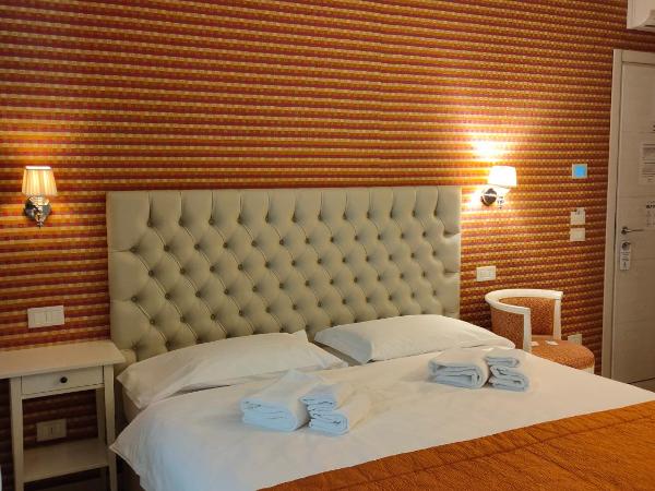 Nuova Opera Rooms : photo 1 de la chambre chambre triple - vue sur ville