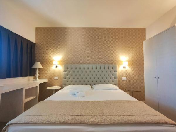 Nuova Opera Rooms : photo 3 de la chambre chambre double ou lits jumeaux - vue sur ville