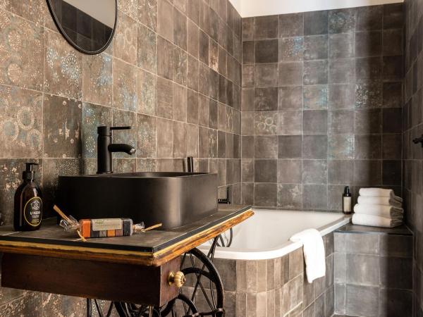 Résidence Casarina : photo 10 de la chambre villa avec piscine privée