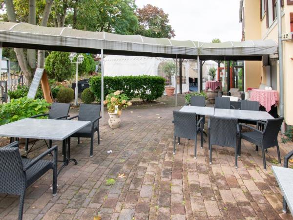 Boutique Hotel Sena : photo 8 de la chambre chambre lits jumeaux pour personnes à mobilité réduite