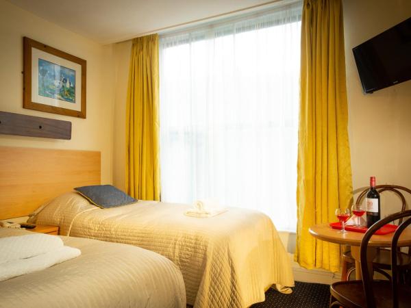 Ashley Hotel : photo 2 de la chambre petite chambre lits jumeaux