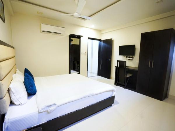 Hotel Suryansh : photo 6 de la chambre chambre familiale