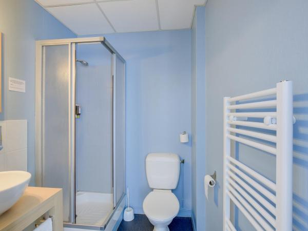 Contact Hôtel du Champ de Mars de Saint-Brieuc : photo 9 de la chambre chambre double