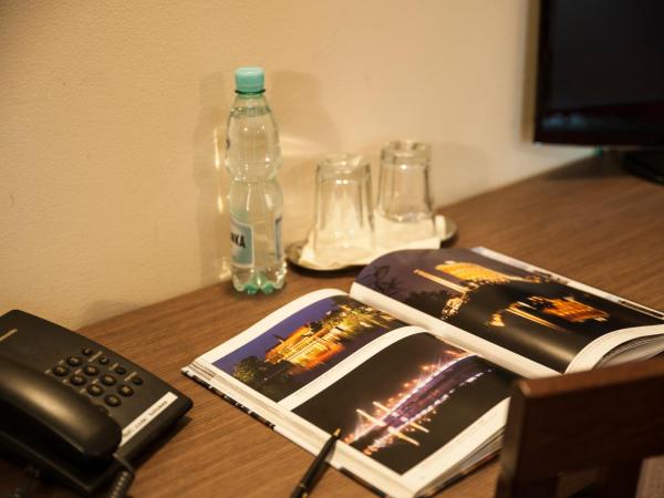 Hotel Sleep Wrocław : photo 4 de la chambre chambre double