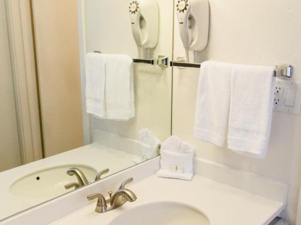 Kings Inn : photo 3 de la chambre chambre avec 2 grands lits queen-size