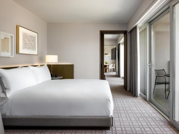 Fairmont Century Plaza Los Angeles : photo 2 de la chambre suite d'angle 1 chambre lit king-size signature avec 3 balcons et canapé-lit