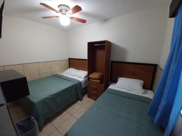 Hotel HCM Guadalajara : photo 4 de la chambre chambre triple