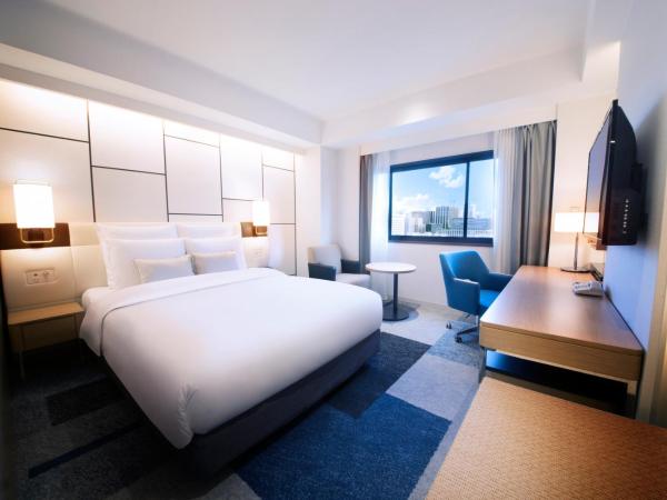 ANA Crowne Plaza Osaka, an IHG Hotel : photo 2 de la chambre chambre lit queen-size premium avec accès au salon