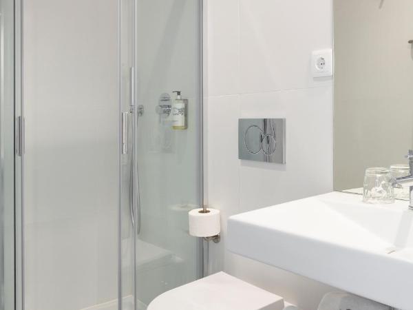 Bacharéis Charming House : photo 6 de la chambre petite chambre double