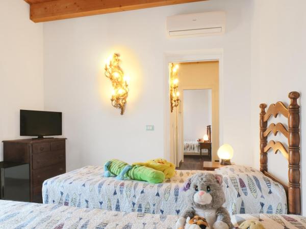 Hotel Manila : photo 1 de la chambre appartement 2 chambres avec vue partielle sur mer