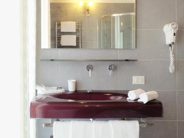 Hotel Manila : photo 6 de la chambre appartement 2 chambres avec vue partielle sur mer