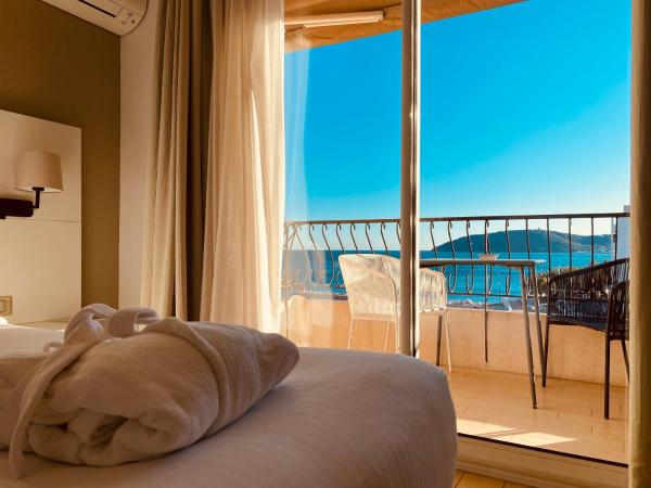 Best Western Plus La Corniche : photo 2 de la chambre chambre double supérieure avec balcon - vue sur mer