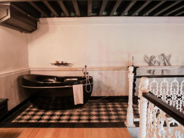 Quinta Esencia : photo 8 de la chambre suite deluxe avec baignoire spa