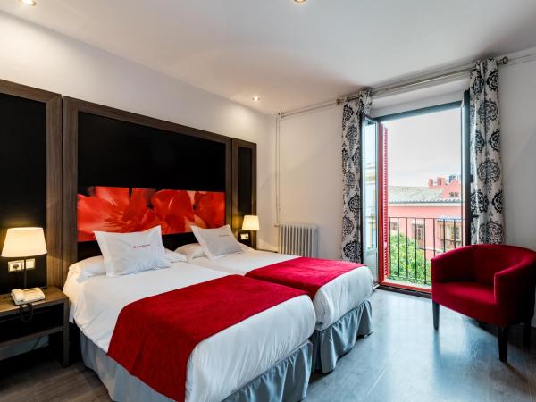Hotel Sevilla : photo 3 de la chambre chambre lits jumeaux avec balcon
