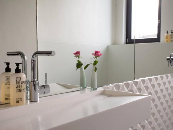 B&B Suites FEEK : photo 10 de la chambre suite familiale