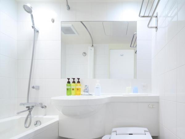 HOTEL MYSTAYS Hamamatsucho : photo 4 de la chambre chambre lit queen-size supérieure - fumeurs