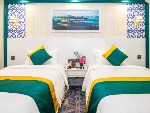 Fu Hua Hotel : photo 5 de la chambre chambre lits jumeaux affaires deluxe