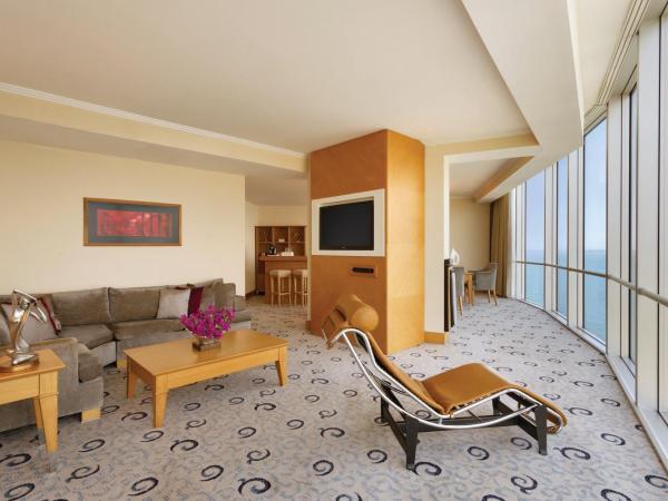 Wyndham Grand Izmir Ozdilek Thermal & Spa : photo 3 de la chambre suite senior - vue sur montagne - non-fumeurs