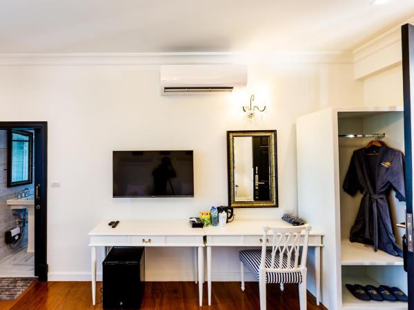 Merchant Villa- SHA Extra Plus : photo 7 de la chambre chambre lits jumeaux - vue sur piscine