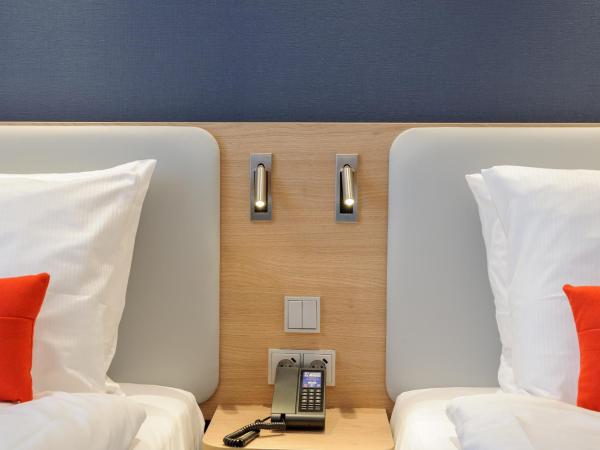 Holiday Inn Express - Berlin - Alexanderplatz, an IHG Hotel : photo 1 de la chambre chambre double ou lits jumeaux standard