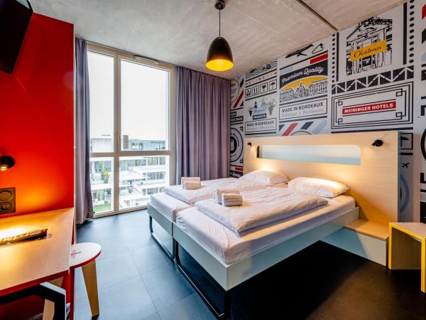 MEININGER Hotel Bordeaux Gare Saint-Jean : photo 2 de la chambre chambre lits jumeaux