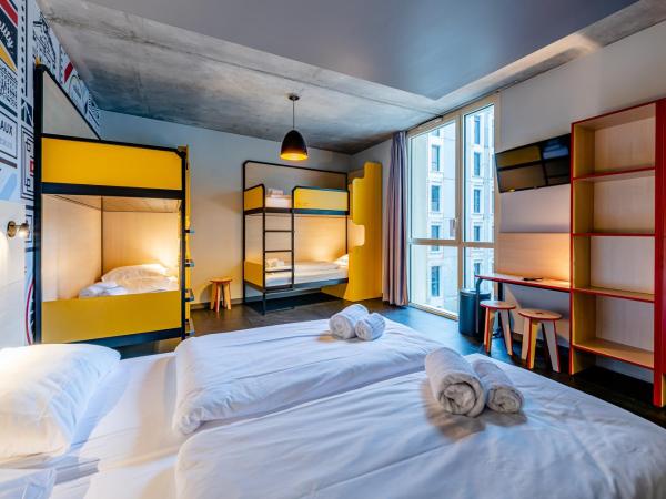 MEININGER Hotel Bordeaux Gare Saint-Jean : photo 1 de la chambre chambre familiale