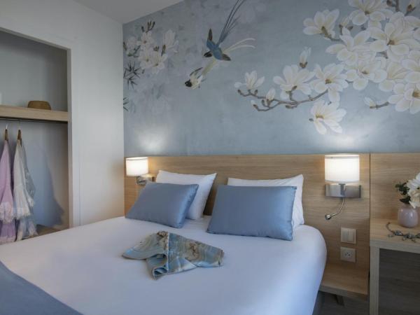 Hotel Chambord : photo 2 de la chambre chambre double supérieure