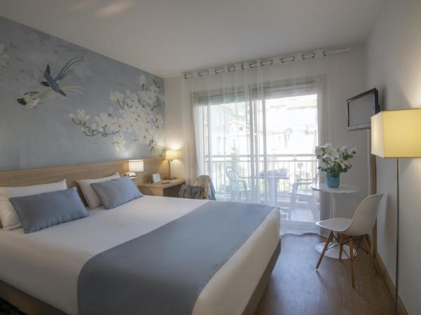 Hotel Chambord : photo 4 de la chambre chambre double supérieure