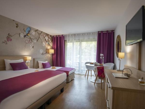 Hotel Chambord : photo 3 de la chambre chambre triple de luxe
