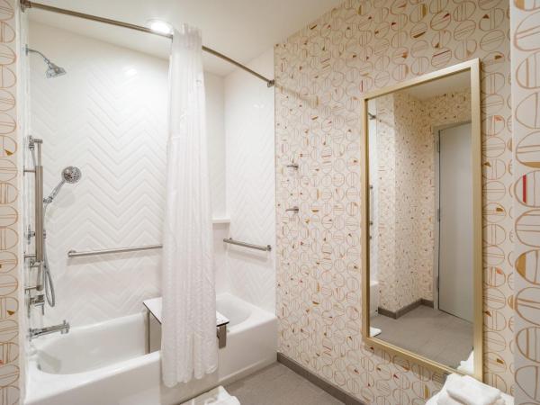 Holiday Inn - Columbia - Downtown, an IHG Hotel : photo 2 de la chambre chambre lit king-size - accessible aux personnes à mobilité réduite / adapté aux malentendants