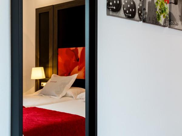 Hotel Sevilla : photo 6 de la chambre chambre lits jumeaux avec balcon