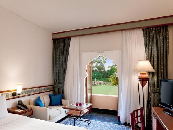 Trident Jaipur : photo 4 de la chambre chambre lits jumeaux deluxe avec balcon - vue sur jardin