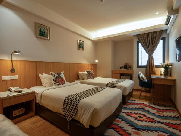 Summer Tree Hotel Penang : photo 4 de la chambre chambre lits jumeaux supérieure - vue sur ville