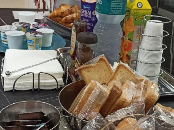 Amaris : photo 7 de la chambre chambre double avec salle de bains privative