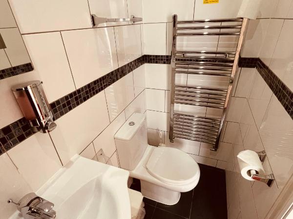 Anchor Guest House : photo 3 de la chambre budget compact double without window