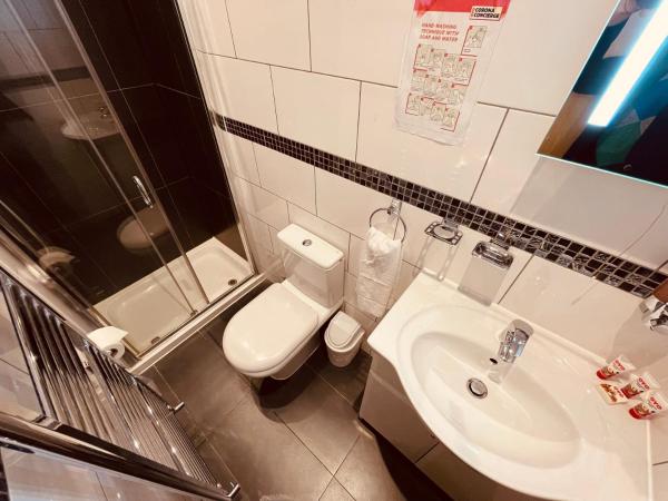 Anchor Guest House : photo 6 de la chambre chambre quadruple