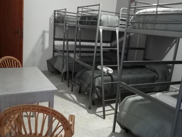 Dama HostelBB : photo 3 de la chambre lit simple dans dortoir pour hommes