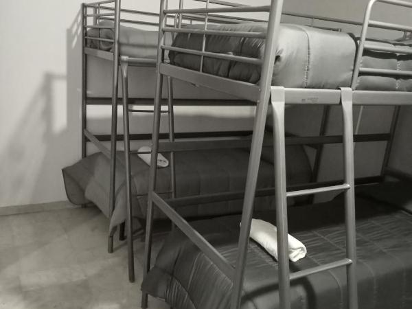 Dama HostelBB : photo 4 de la chambre lit simple dans dortoir pour femmes