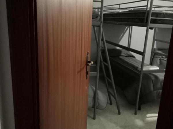 Dama HostelBB : photo 2 de la chambre lit simple dans dortoir pour hommes