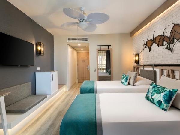 Limak Arcadia Sport Resort Belek : photo 4 de la chambre chambre double ou lits jumeaux standard