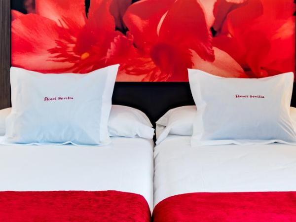 Hotel Sevilla : photo 2 de la chambre chambre lits jumeaux avec balcon